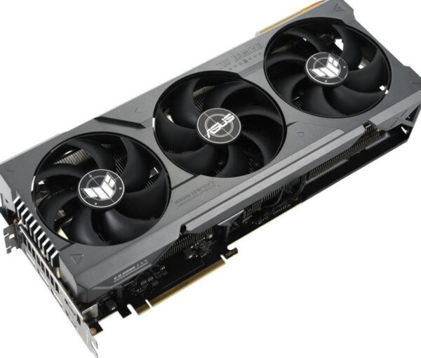 Hauptmerkmale Prozessor Grafikprozessorenfamilie NVIDIA GPU GeForce RTX 4080 SUPER Maximale Auflösung 7680 x 4320 Pixel CUDA Ja Parallele Verarbeitungstechnologie Nicht unterstützt CUDA-Kerne 10420 Prozessor-Boost-Taktfrequenz 2610 MHz Prozessorfrequenz (OC-Modus) 2640 MHz Maximale Displays pro Videokarte 4 Speicher Separater Grafik-Adapterspeicher 16 GB Grafikkartenspeichertyp GDDR6X Breite der Speicherschnittstelle 256 Bit Datenübertragungsrate 23 Gbit/s Anschlüsse und Schnittstellen Schnittstelle PCI Express 4.0 Anzahl HDMI-Anschlüsse 2 Anzahl DisplayPort Anschlüsse 3 HDMI-Version 2.1a DisplayPorts-Version 1.4a Leistungen TV Tuner integriert Nein DirectX-Version 12 Ultimate OpenGL-Version 4.6 Dual-Link-DVI Nein HDCP Ja HDCP-Version 2.3 NVIDIA G-SYNC Ja NVIDIA Ansel Ja Design Kühlung Aktiv Anzahl Lüfter 3 Lüfter Formfaktor Full-Height/Full-Length (FH/FL) Anzahl Slots 3